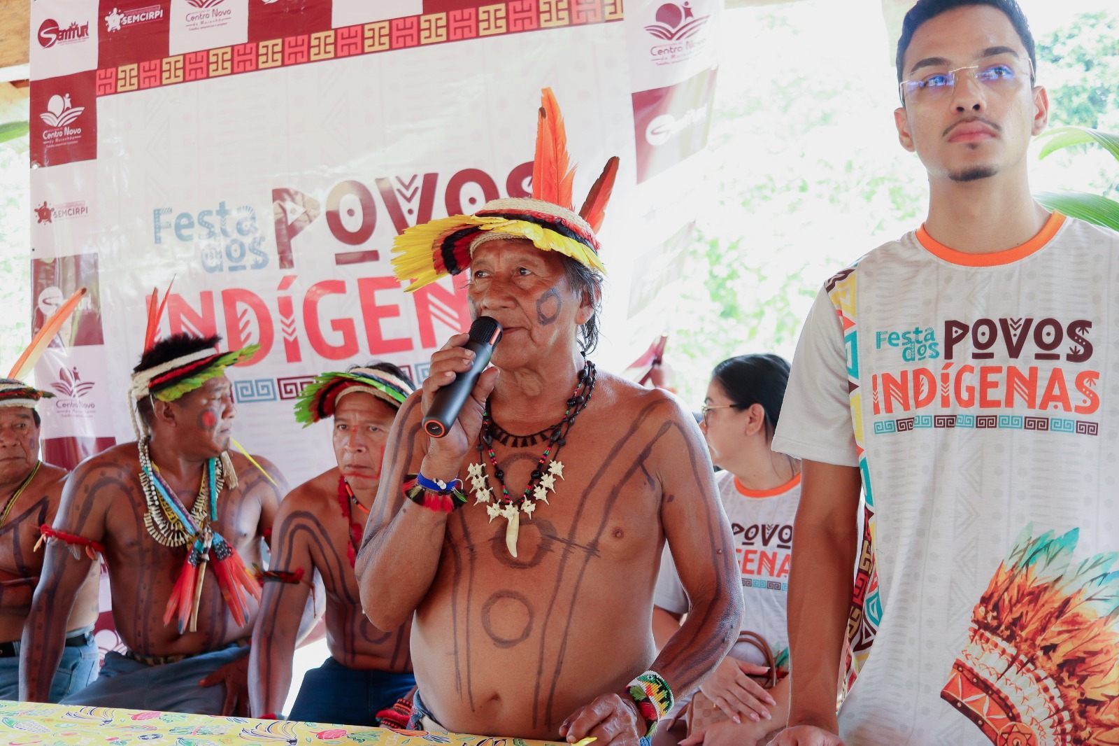 Foto da Aldeia Ind&iacute;gena Gurupi&uacute;na em destaque